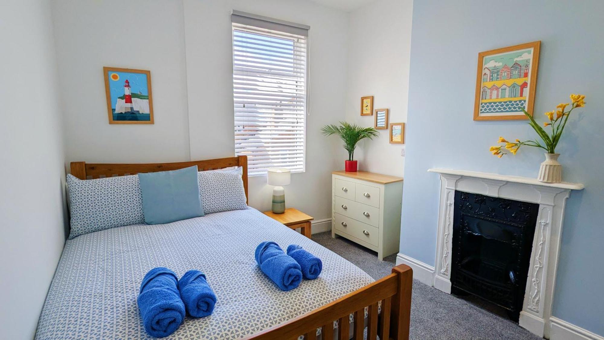 Villa Sea Breeze House à Scarborough Extérieur photo